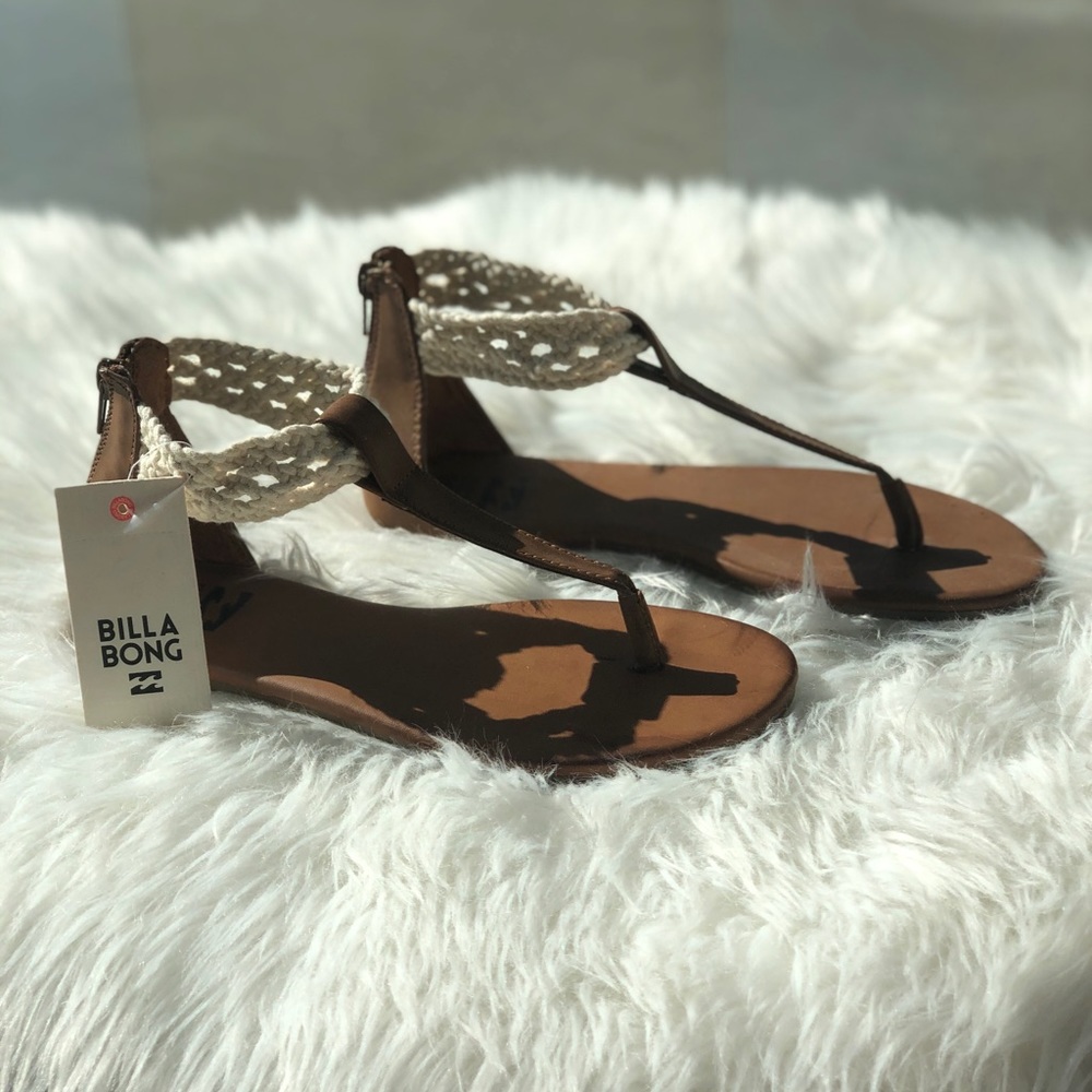 Billabong crochet sandal. Never worn, tag attached